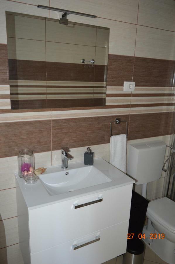 Lanelu Apartman Rogoznica (Sibenik-Knin) Exterior foto